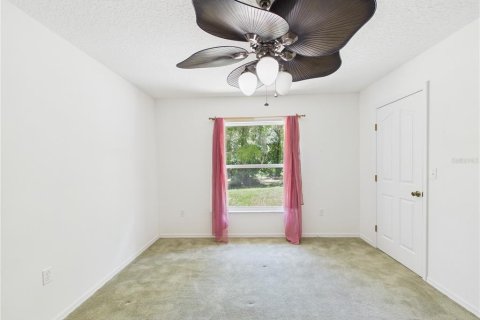 House in Inglis, Florida 3 bedrooms, 137.03 sq.m. № 2222650 - photo 27