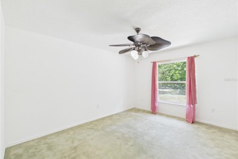 House in Inglis, Florida 3 bedrooms, 137.03 sq.m. № 2222650 - photo 25