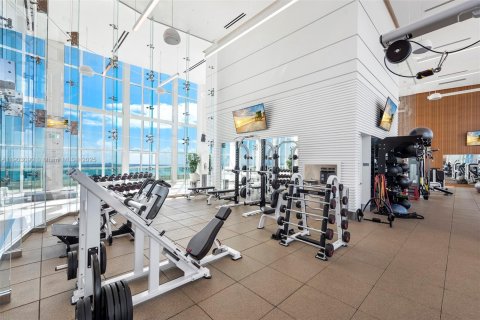 Condo in Miami, Florida, 3 bedrooms  № 1954349 - photo 29