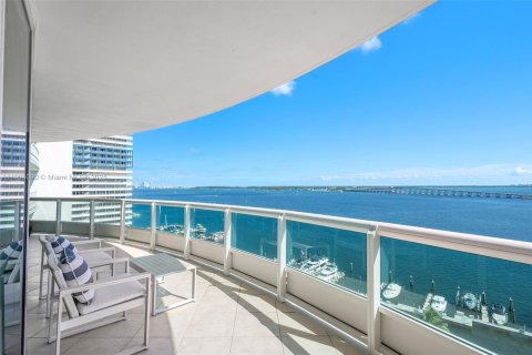 Condo in Miami, Florida, 3 bedrooms  № 1954349 - photo 5