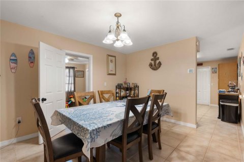 Villa ou maison à vendre à Port Richey, Floride: 3 chambres, 132.66 m2 № 2411521 - photo 6