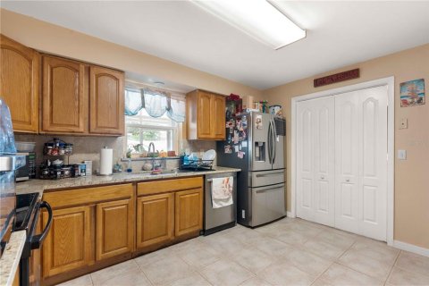 Villa ou maison à vendre à Port Richey, Floride: 3 chambres, 132.66 m2 № 2411521 - photo 5