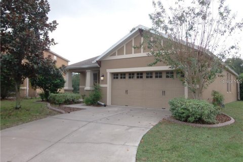 Villa ou maison à louer à Mount Dora, Floride: 4 chambres, 196.02 m2 № 2431814 - photo 2