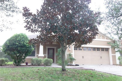Villa ou maison à Mount Dora, Floride 4 chambres, 196.02 m2 № 2431814