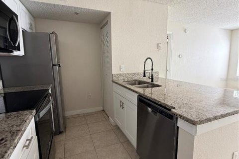 Condominio en alquiler en Kissimmee, Florida, 2 dormitorios, 95.32 m2 № 1905099 - foto 14