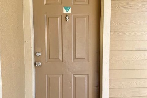 Condominio en alquiler en Kissimmee, Florida, 2 dormitorios, 95.32 m2 № 1905099 - foto 6