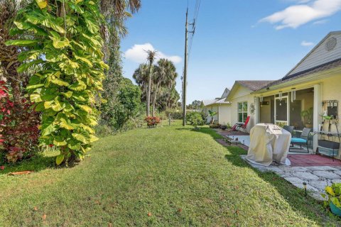 House in St. Lucie, Florida 2 bedrooms, 131.92 sq.m. № 2184482 - photo 30