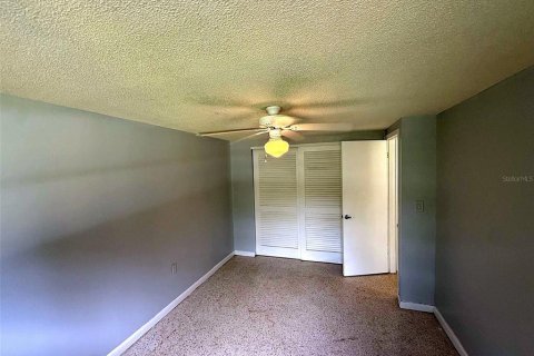 Townhouse in Sebring, Florida 2 bedrooms, 124.86 sq.m. № 2384205 - photo 12
