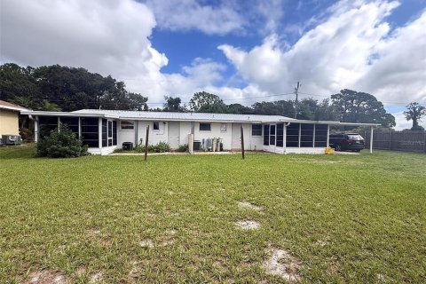 Townhouse in Sebring, Florida 2 bedrooms, 124.86 sq.m. № 2384205 - photo 19