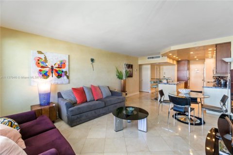 Copropriété à louer à Miami Beach, Floride: 1 chambre, 82.68 m2 № 1710298 - photo 3