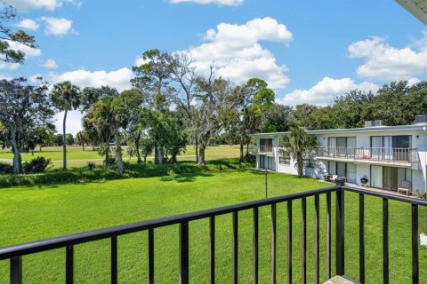 Condo in Daytona Beach, Florida, 1 bedroom  № 2393878 - photo 16