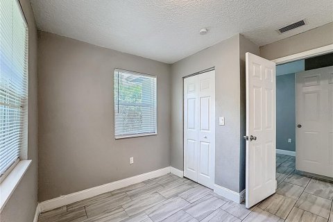 House in Altamonte Springs, Florida 5 bedrooms, 135.92 sq.m. № 1884057 - photo 25