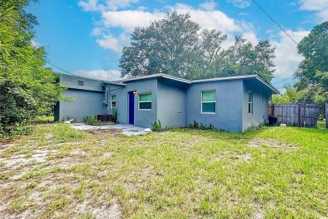 House in Altamonte Springs, Florida 5 bedrooms, 135.92 sq.m. № 1884057 - photo 28