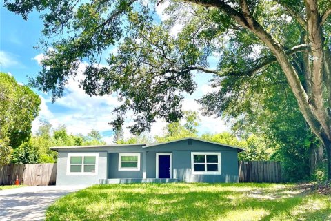 House in Altamonte Springs, Florida 5 bedrooms, 135.92 sq.m. № 1884057 - photo 4