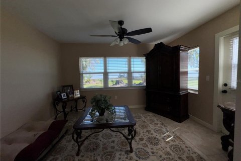 House in Frostproof, Florida 3 bedrooms, 163.14 sq.m. № 1580165 - photo 30