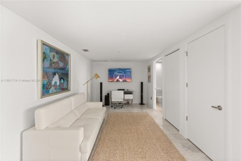 Copropriété à louer à Miami, Floride: 2 chambres, 141.03 m2 № 2016292 - photo 16