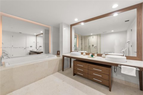 Copropriété à louer à Miami, Floride: 2 chambres, 141.03 m2 № 2016292 - photo 19
