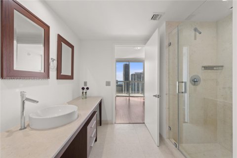 Copropriété à louer à Miami, Floride: 2 chambres, 141.03 m2 № 2016292 - photo 17