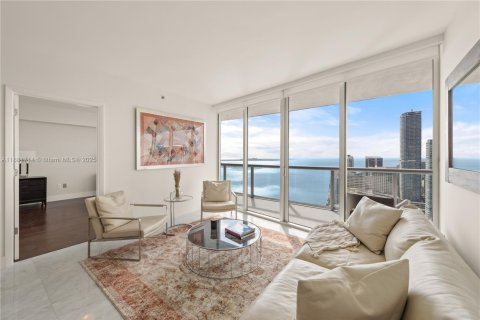 Copropriété à louer à Miami, Floride: 2 chambres, 141.03 m2 № 2016292 - photo 8