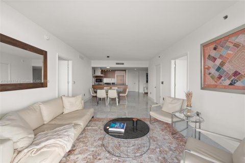 Copropriété à louer à Miami, Floride: 2 chambres, 141.03 m2 № 2016292 - photo 7