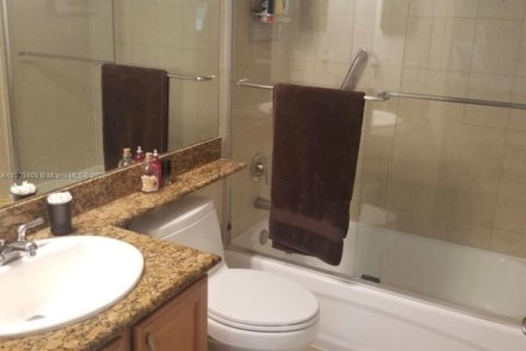 Condo in Fort Lauderdale, Florida, 1 bedroom  № 1954468 - photo 8