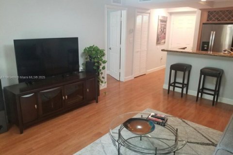 Condo in Fort Lauderdale, Florida, 1 bedroom  № 1954468 - photo 3