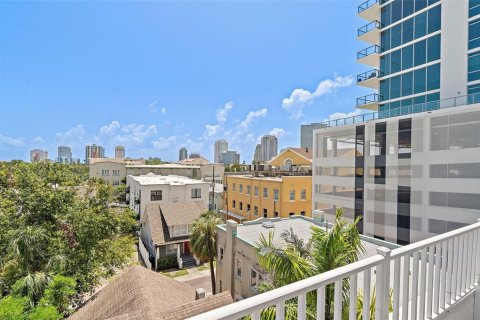 Купить таунхаус в Сент-Питерсберг, Флорида 7 комнат, 180.69м2, № 1849626 - фото 25