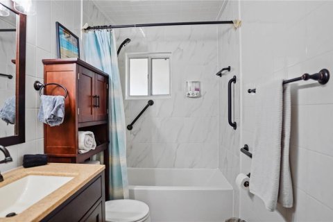Casa en venta en Daytona Beach, Florida, 4 dormitorios, 123.47 m2 № 1798338 - foto 21