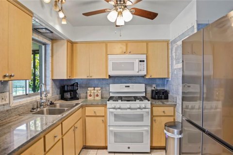 Casa en venta en Daytona Beach, Florida, 4 dormitorios, 123.47 m2 № 1798338 - foto 13
