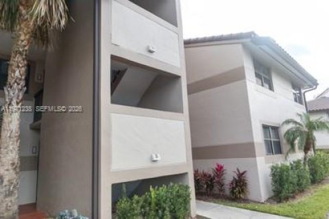 Condominio en alquiler en Sunrise, Florida, 3 dormitorios, 112.97 m2 № 2044074 - foto 4