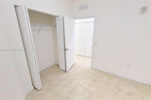 Copropriété à louer à Miami, Floride: 3 chambres, 125.33 m2 № 1896859 - photo 6