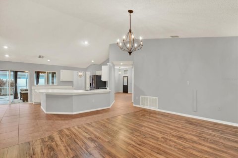 Casa en venta en New Port Richey, Florida, 4 dormitorios, 194.54 m2 № 1907551 - foto 10