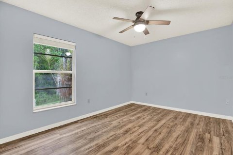 Casa en venta en New Port Richey, Florida, 4 dormitorios, 194.54 m2 № 1907551 - foto 22