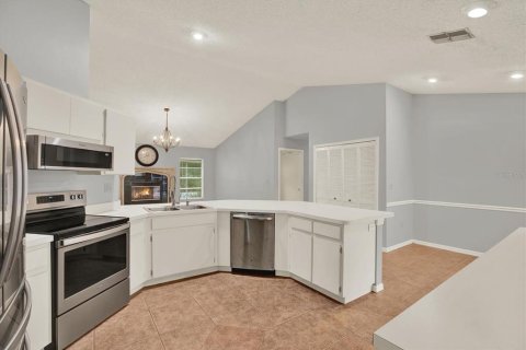 Casa en venta en New Port Richey, Florida, 4 dormitorios, 194.54 m2 № 1907551 - foto 8