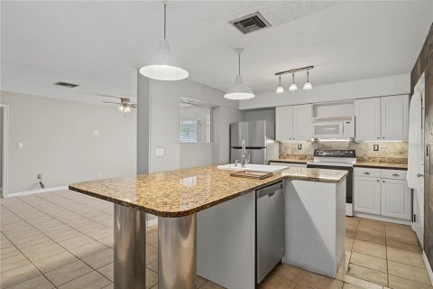 Купить виллу или дом в Орландо, Флорида 6 комнат, 130.06м2, № 2291757 - фото 16