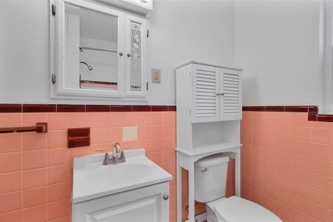 Villa ou maison à louer à Holly Hill, Floride: 2 chambres, 93.27 m2 № 2400934 - photo 27