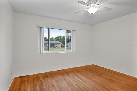 Villa ou maison à louer à Holly Hill, Floride: 2 chambres, 93.27 m2 № 2400934 - photo 19