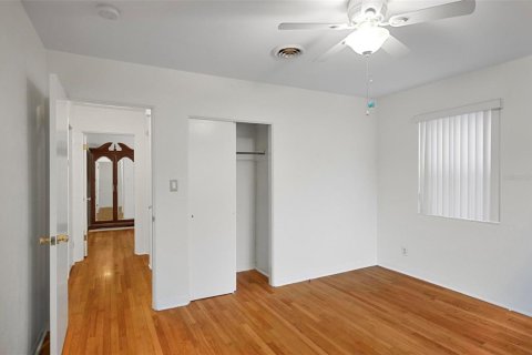 Villa ou maison à louer à Holly Hill, Floride: 2 chambres, 93.27 m2 № 2400934 - photo 21
