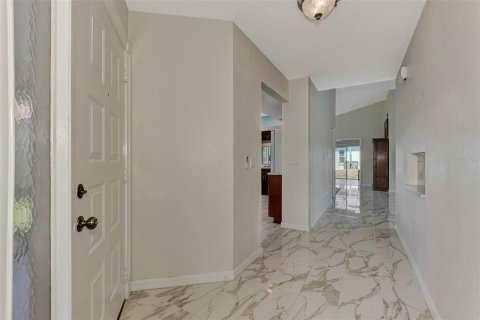 House in Englewood, Florida 2 bedrooms, 132.01 sq.m. № 1213529 - photo 8