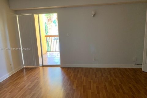 Condominio en venta en Tamarac, Florida, 2 dormitorios, 89 m2 № 1933265 - foto 4