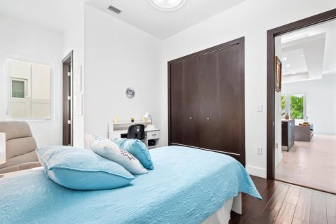 Villa ou maison à vendre à Doral, Floride: 4 chambres, 326.64 m2 № 2077771 - photo 21