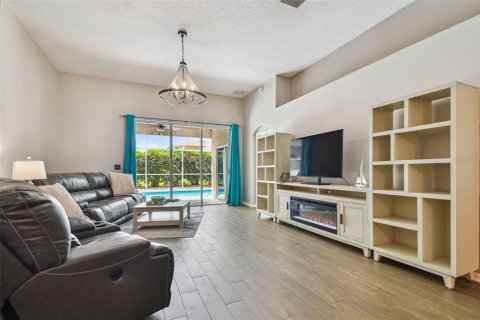 House in Lutz, Florida 4 bedrooms, 173.91 sq.m. № 1661881 - photo 18