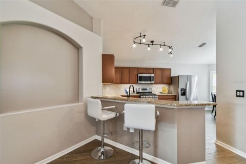 House in Lutz, Florida 4 bedrooms, 173.91 sq.m. № 1661881 - photo 13