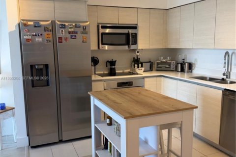 Copropriété à louer à Miami, Floride: 1 chambre, 63.17 m2 № 2168639 - photo 20