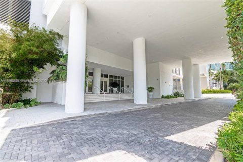 Copropriété à louer à Miami, Floride: 1 chambre, 63.17 m2 № 2168639 - photo 10