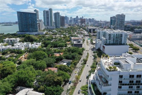 Copropriété à louer à Miami, Floride: 1 chambre, 63.17 m2 № 2168639 - photo 8