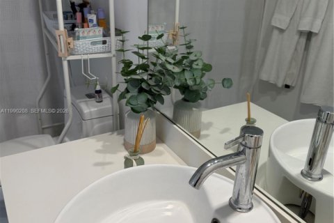Copropriété à louer à Miami, Floride: 1 chambre, 63.17 m2 № 2168639 - photo 26