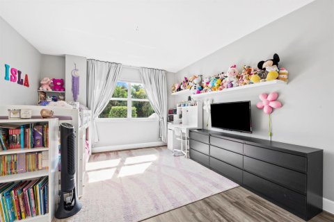 Condo in Fort Lauderdale, Florida, 3 bedrooms № 2249628 - photo 20