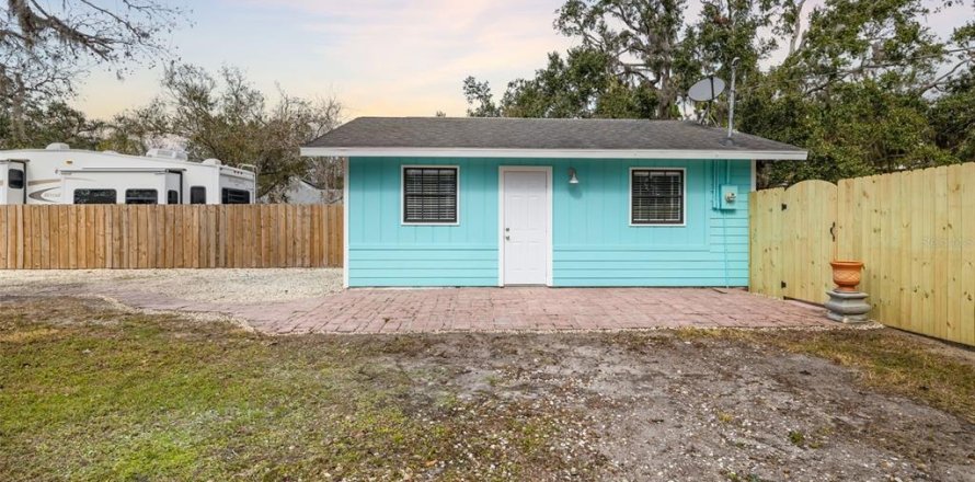 House in Sarasota, Florida 1 bedroom, 53.51 sq.m. № 1518091