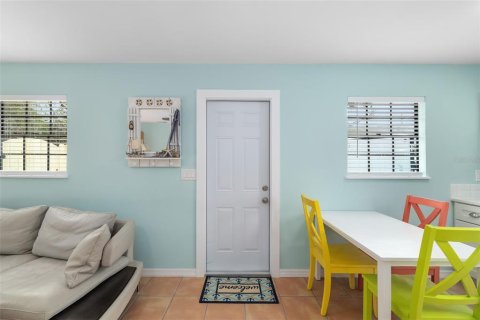 House in Sarasota, Florida 1 bedroom, 53.51 sq.m. № 1518091 - photo 2